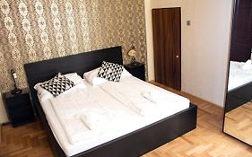 Andrassy Room
